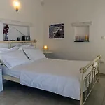 Evilou's House בית הארחה 3*